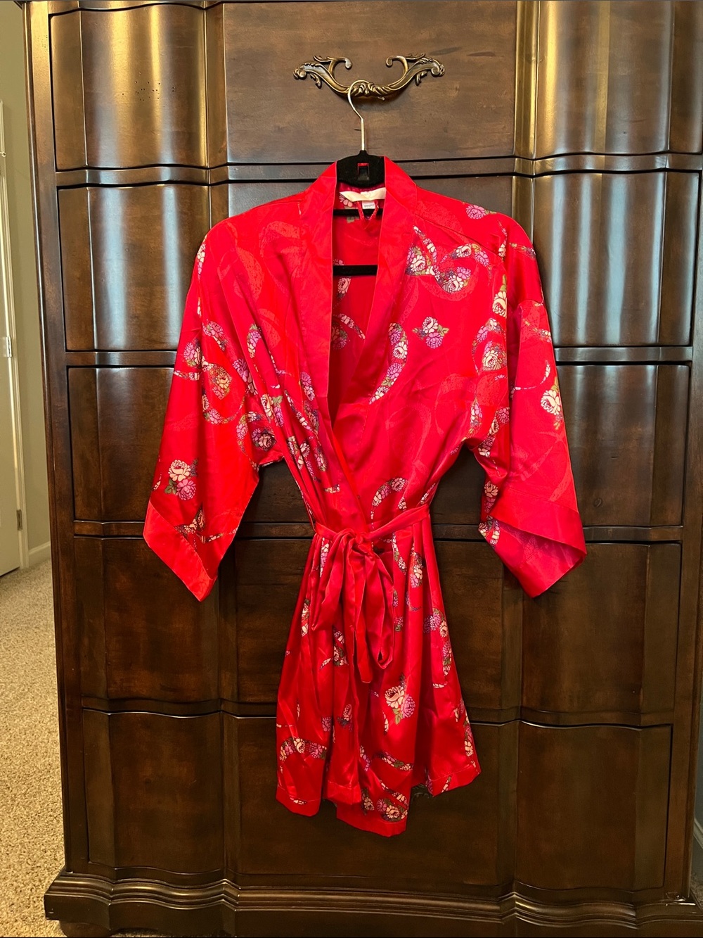 Victoria's Secret Red Satin Floral Kimono Robe